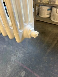 Peinture et decapage radiateur 21